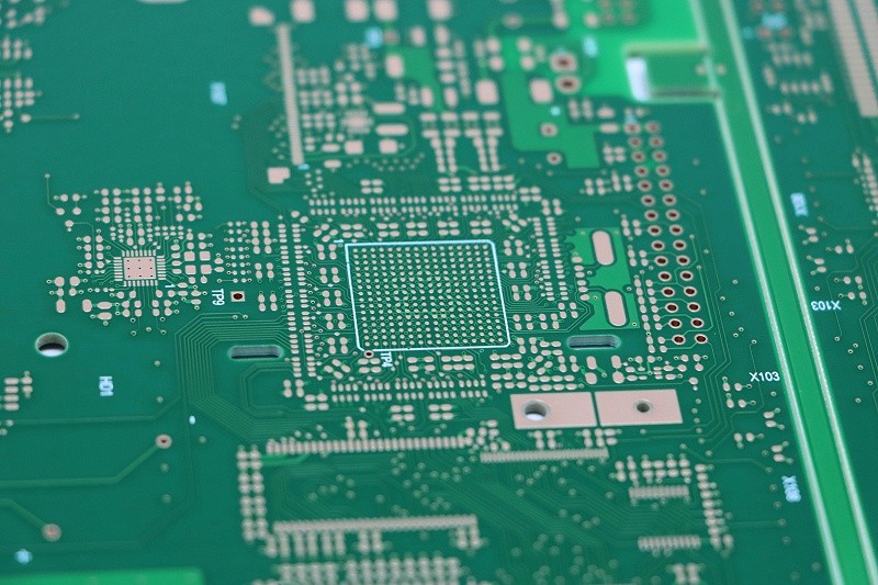 Mis emalı üsullarının döşənməsində yüksək sürətli PCB dizaynı